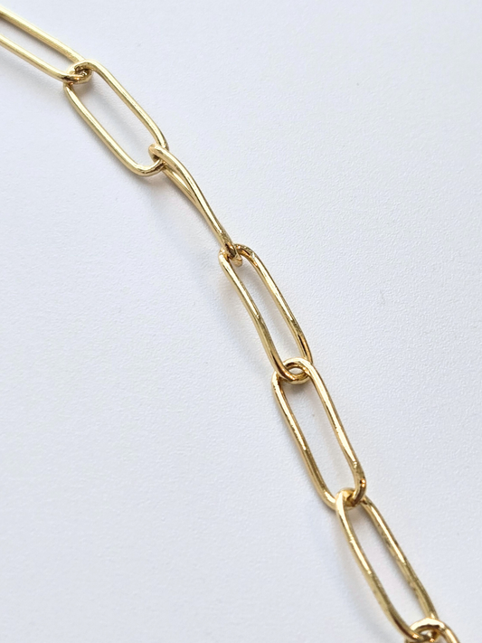 073 | delicate paperclip chain