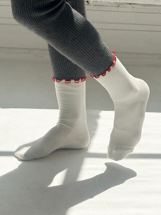 Ruffled Modal Socks | Cream/Red Edge