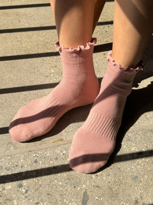 Ruffled Crew Socks Vintage Pink