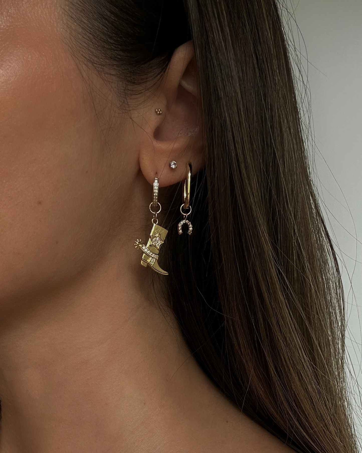 GOLDIE | Emmylou Hoop Charm