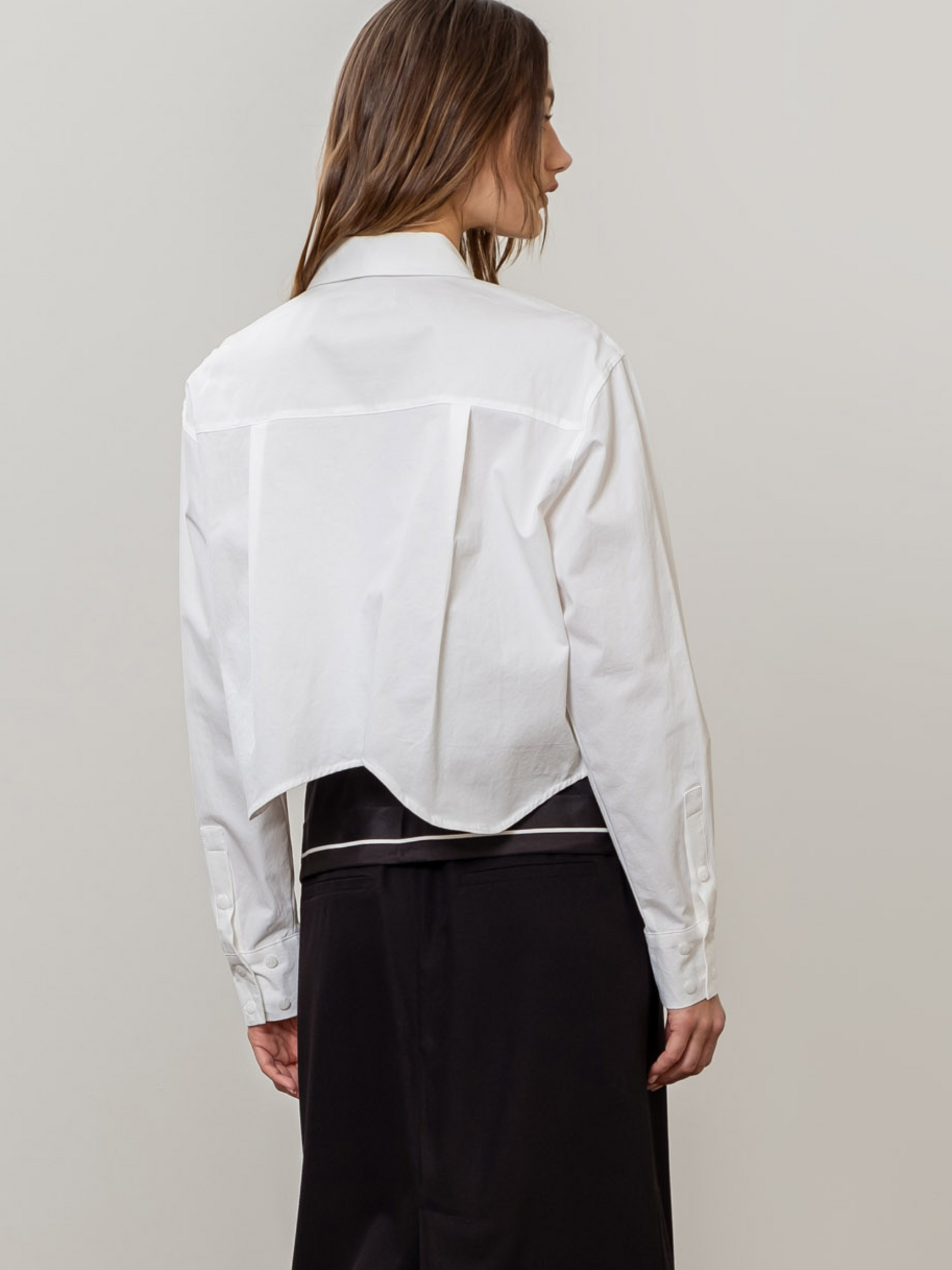 Wavy Cropped White Shirt
