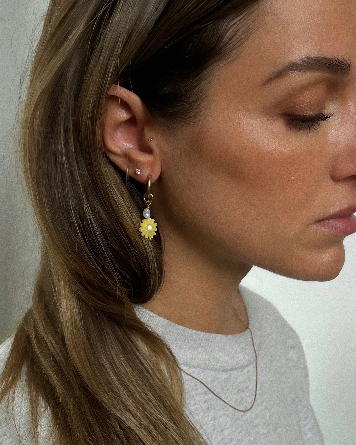Sweet Daisy Earrings