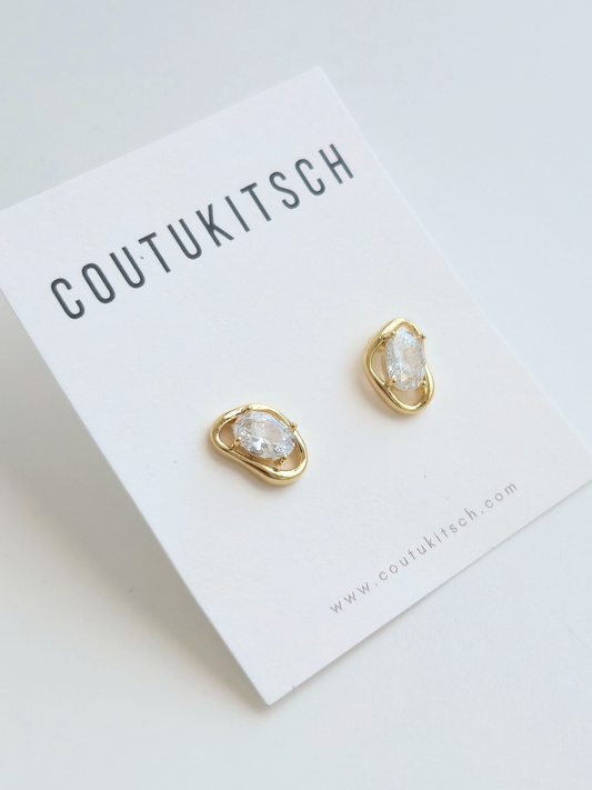 020 | abstract clear crystal studs