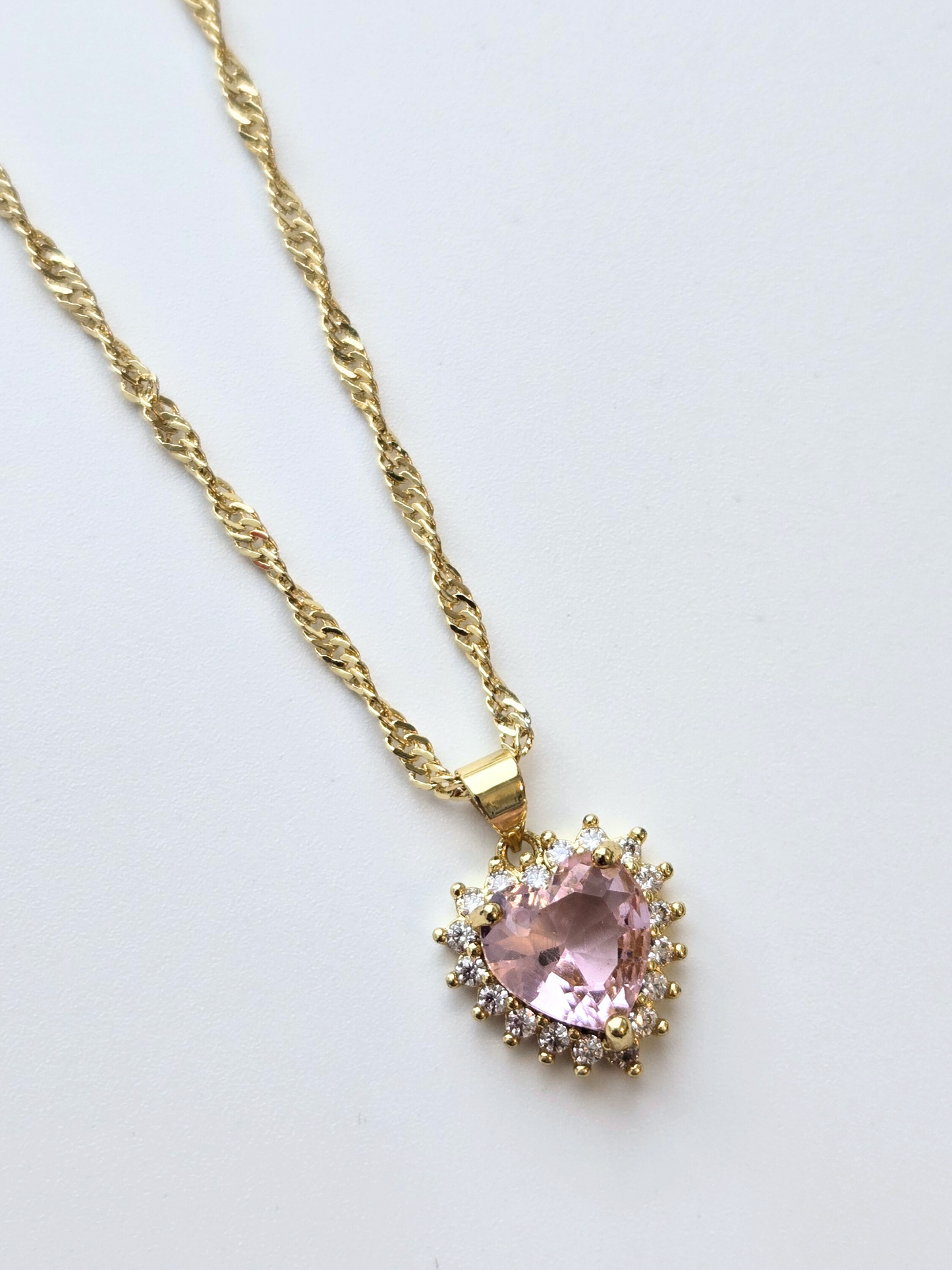 048 | pink crystal heart necklace