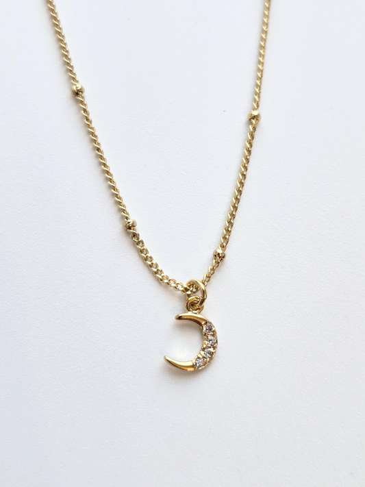 054 | dainty moon necklace