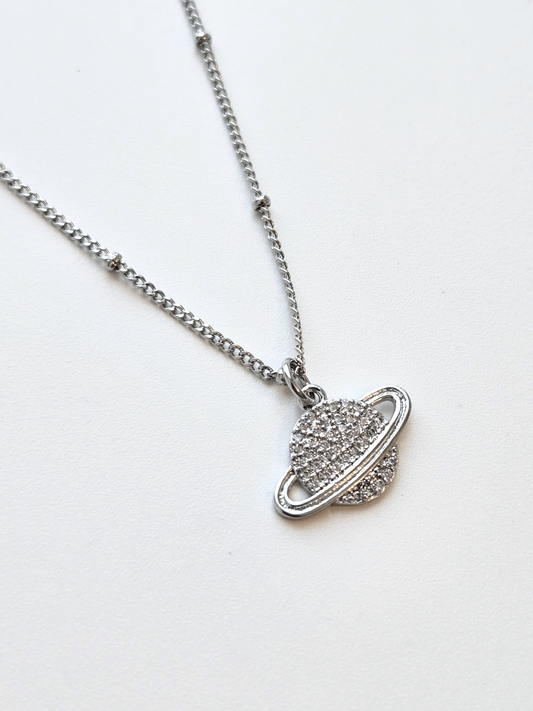 056 | silver saturn necklace