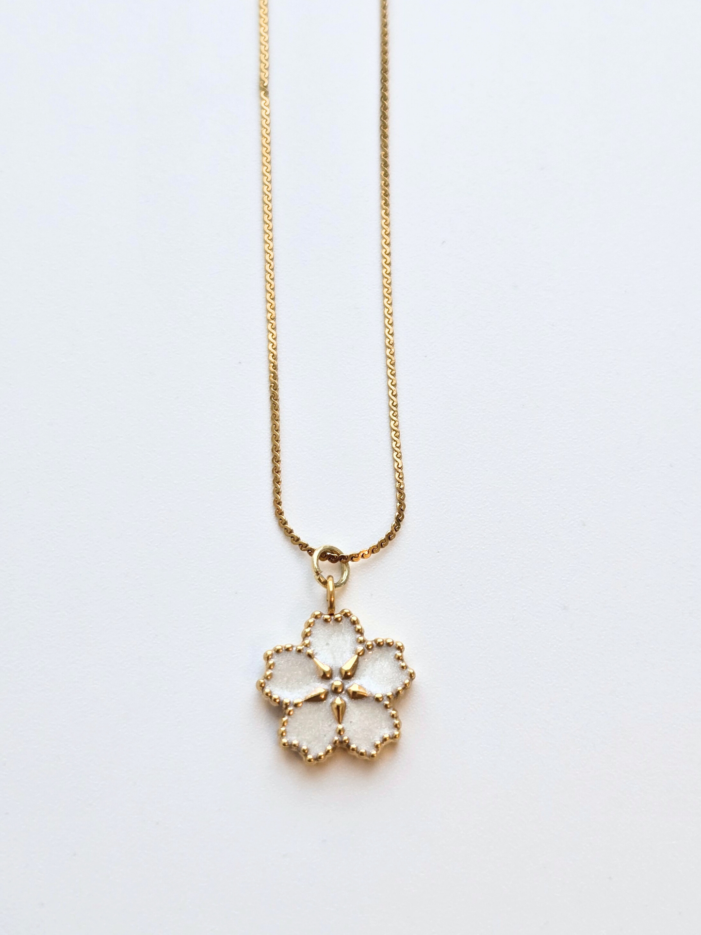 059 | sakura necklace