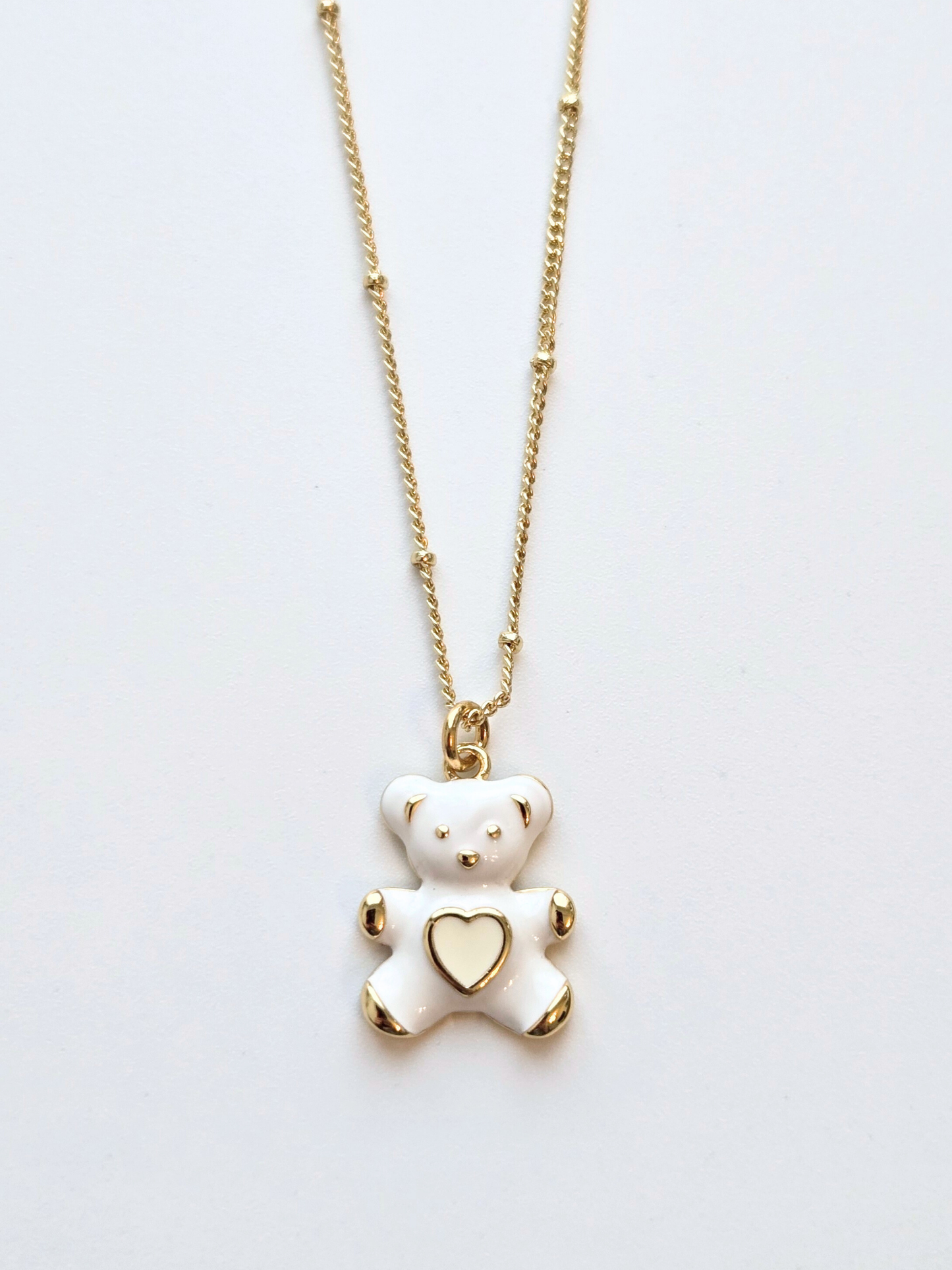 060 | white teddy bear necklace