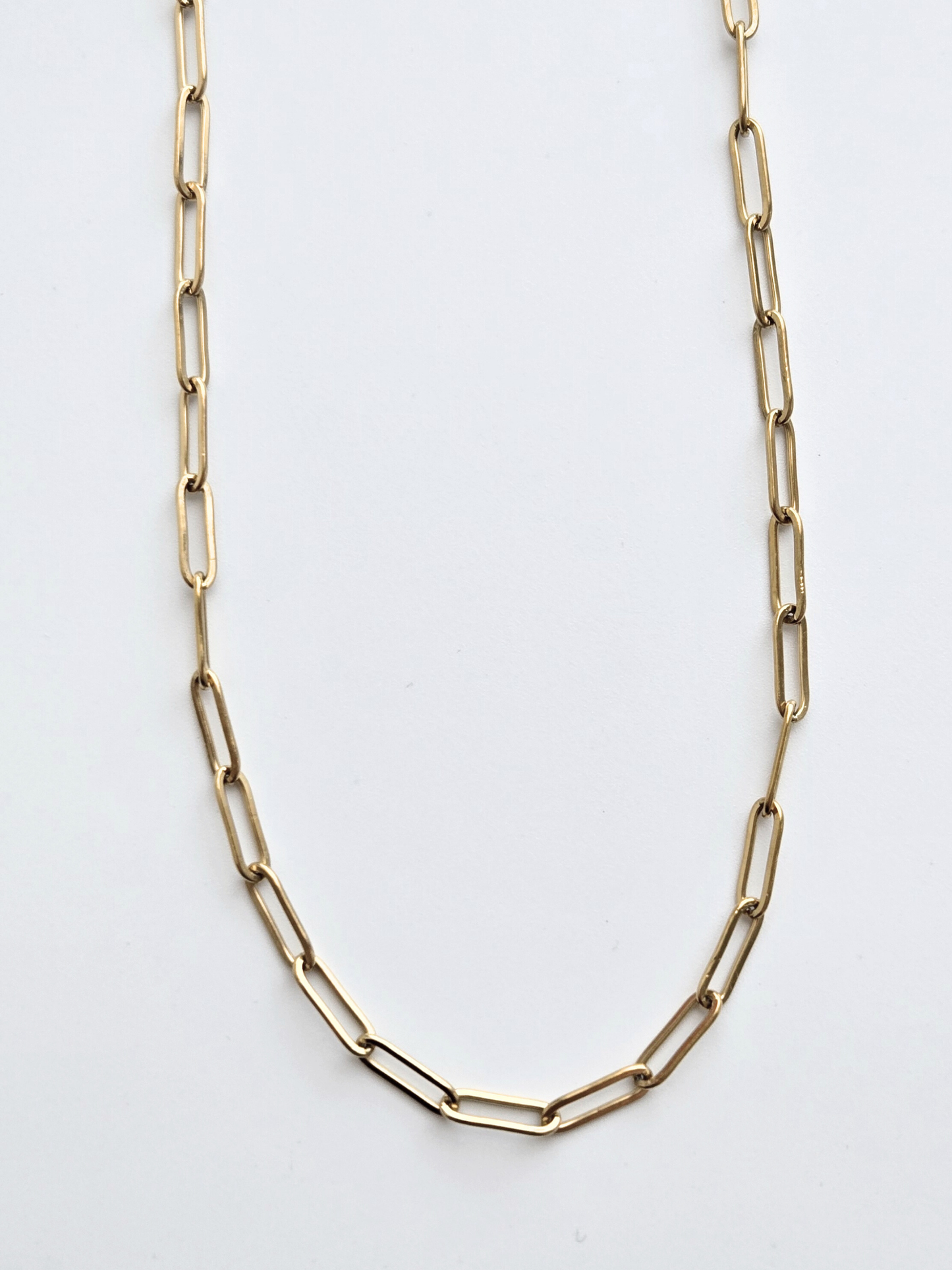 081 | gold paperclip chain