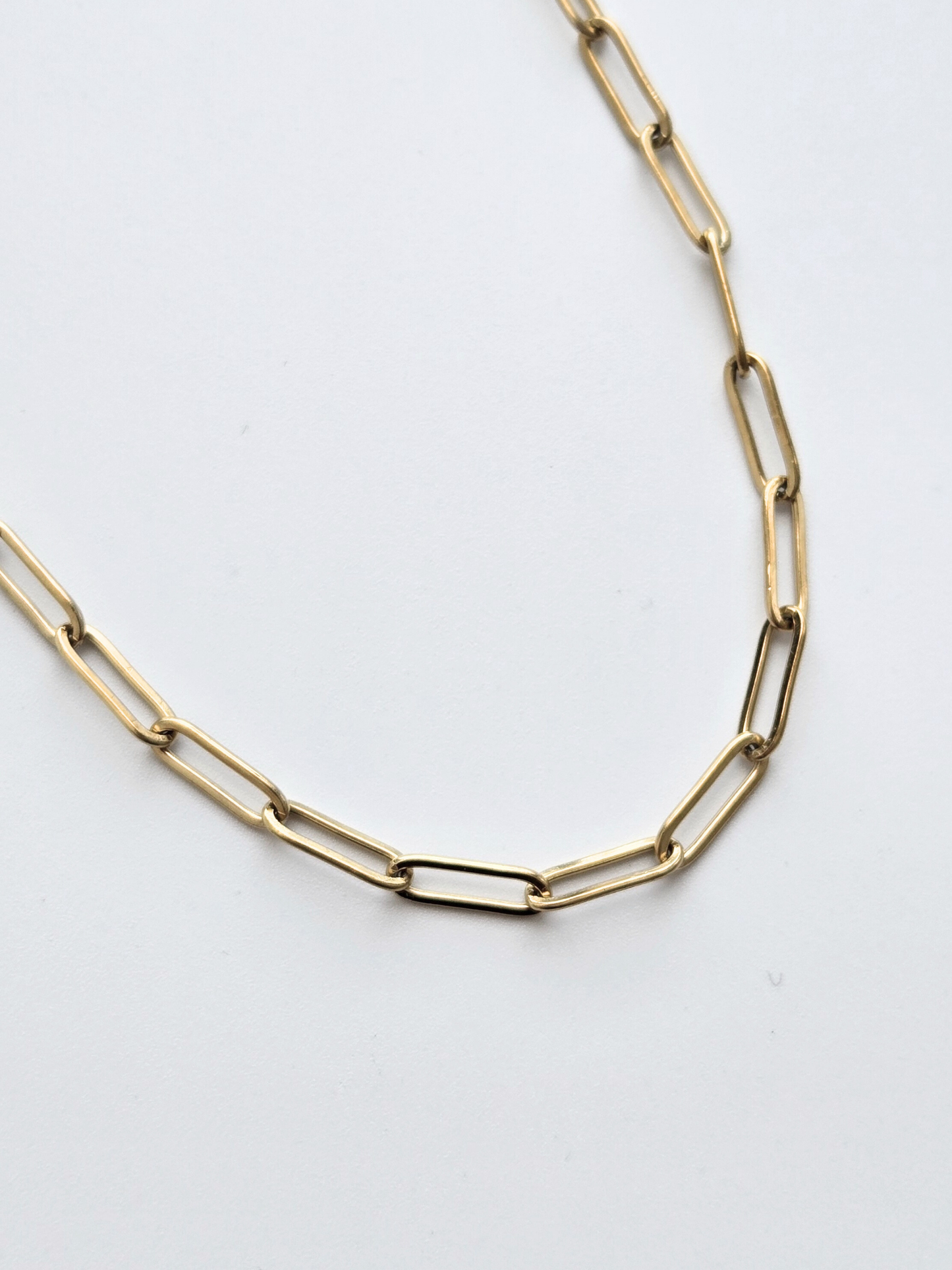 081 | gold paperclip chain
