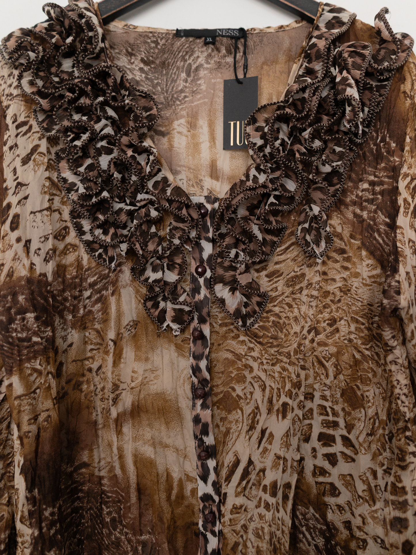 VINTAGE by TUU | Frilly Leopard Top (XL)