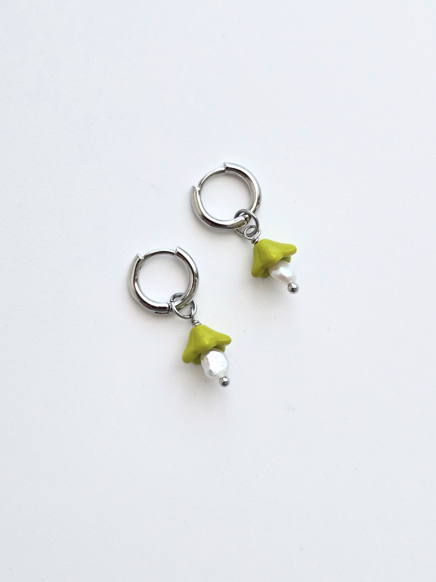 133 | green mushroom pearl earrings - silver
