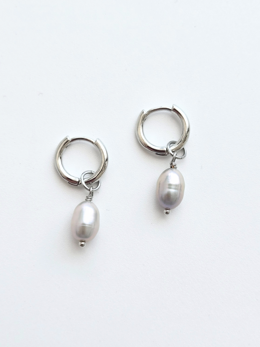 135 | grey pearl hoop earrings