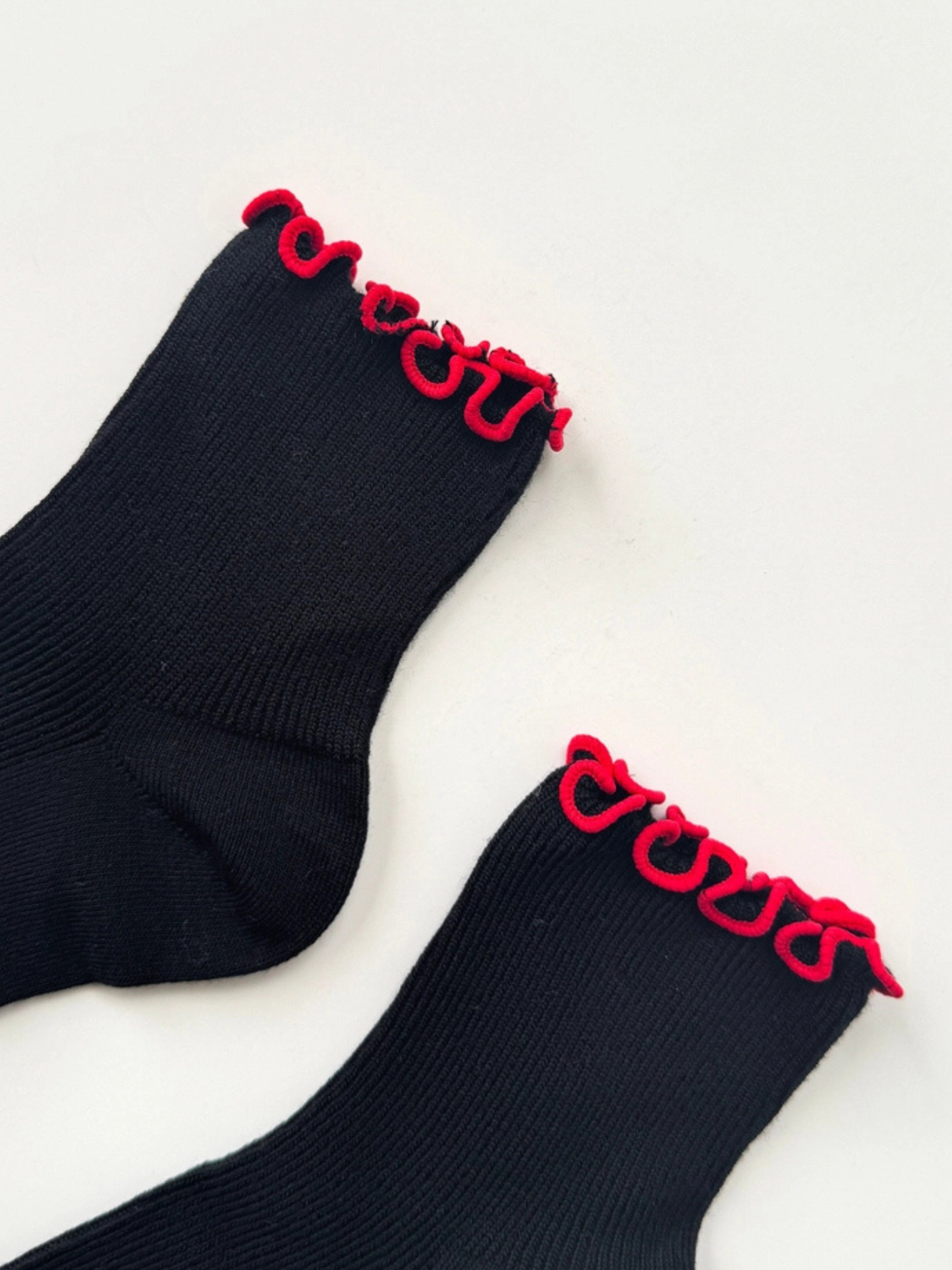 Petite Ruffle Sock Black Red
