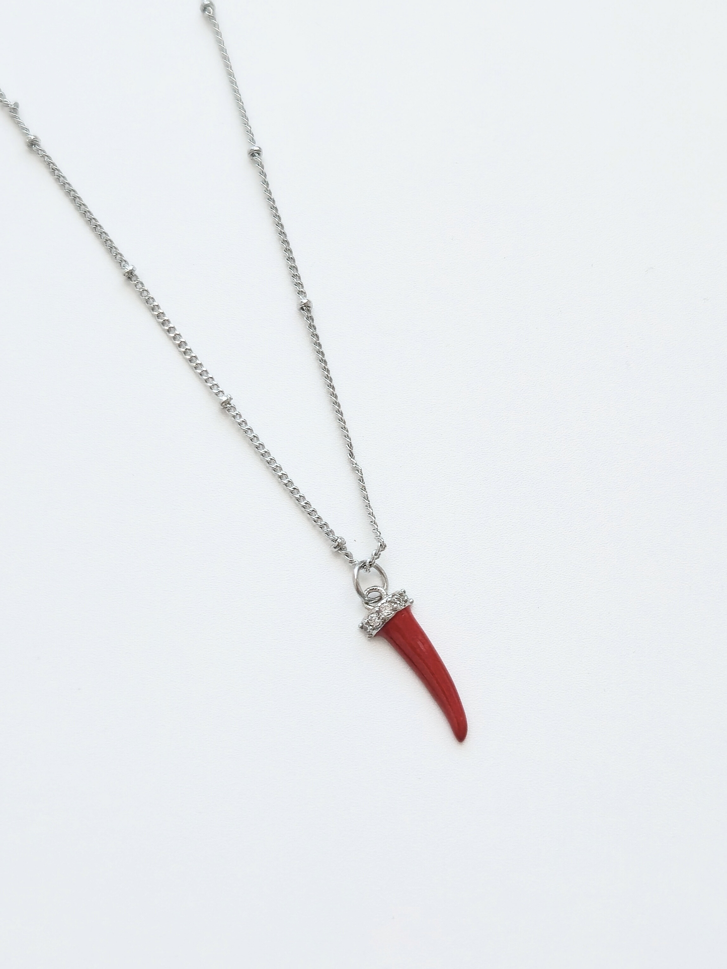 147 | red horn silver necklace