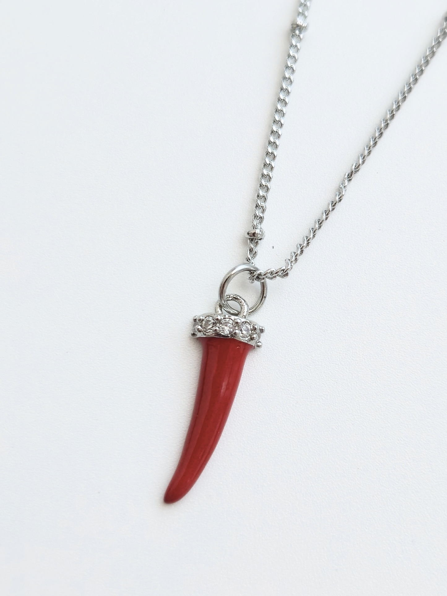 147 | red horn silver necklace