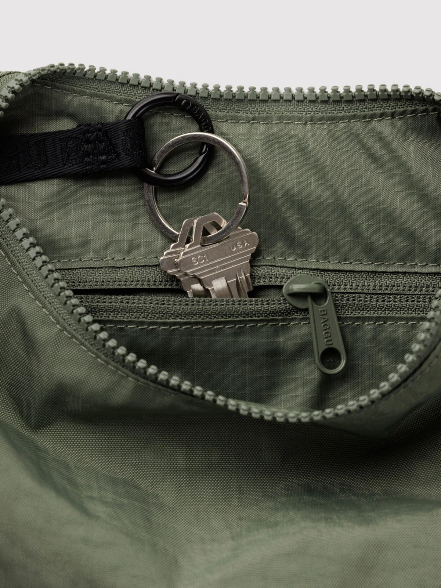 Small Nylon Crescent Bag Caper