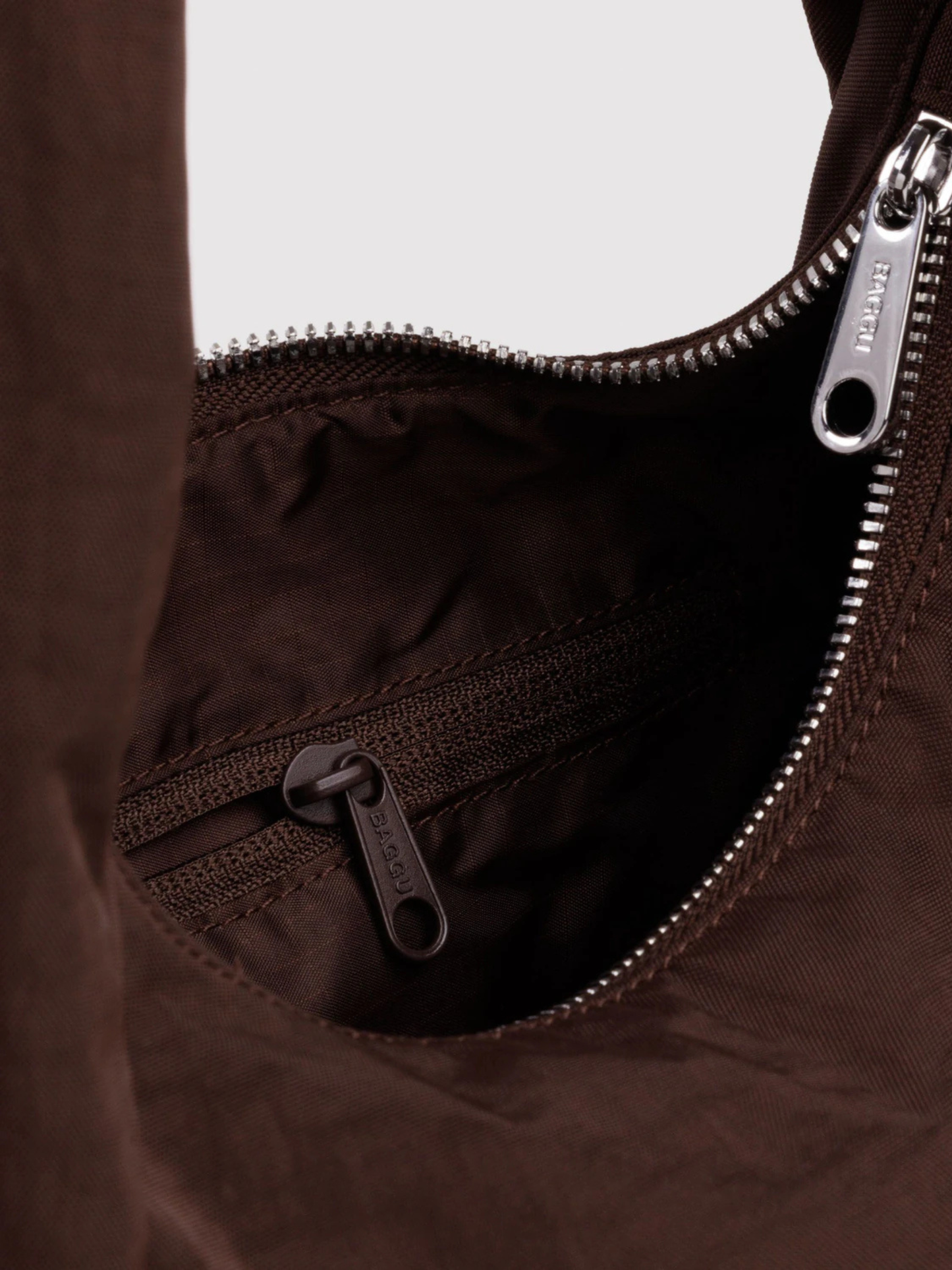 Small Nylon Meringue Bag Coffee