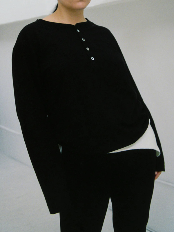 Hemp Bay Henley Top | Black