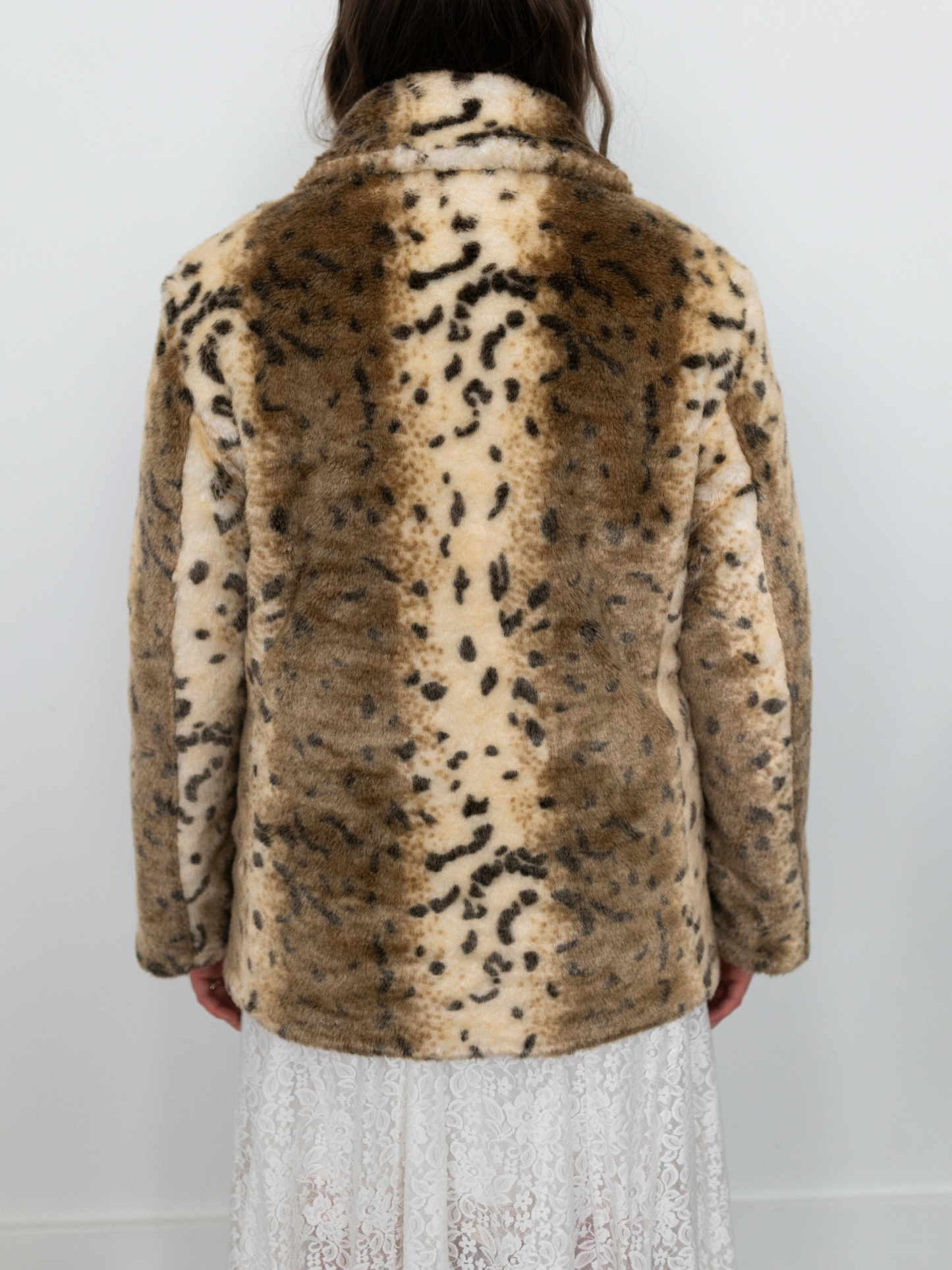 VINTAGE by TUU | Reversible Snow Leopard Faux Fur Jacket (XS-M)