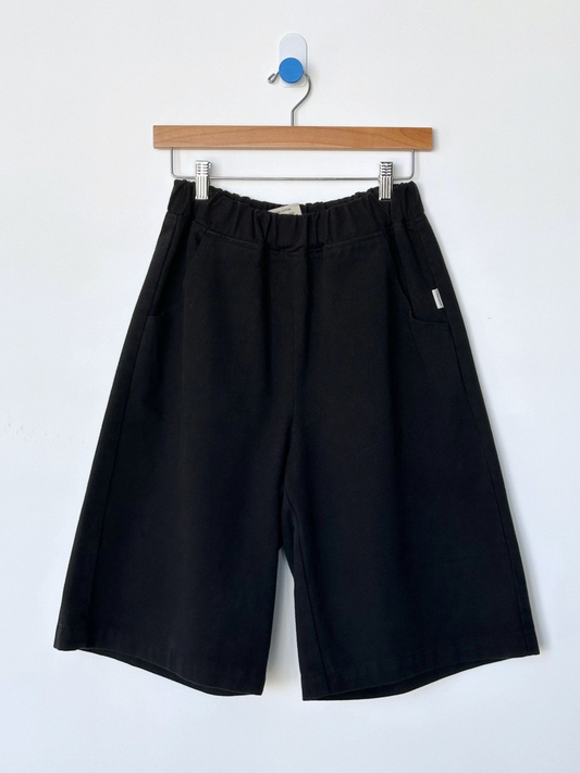 Liam Bermuda Shorts Black