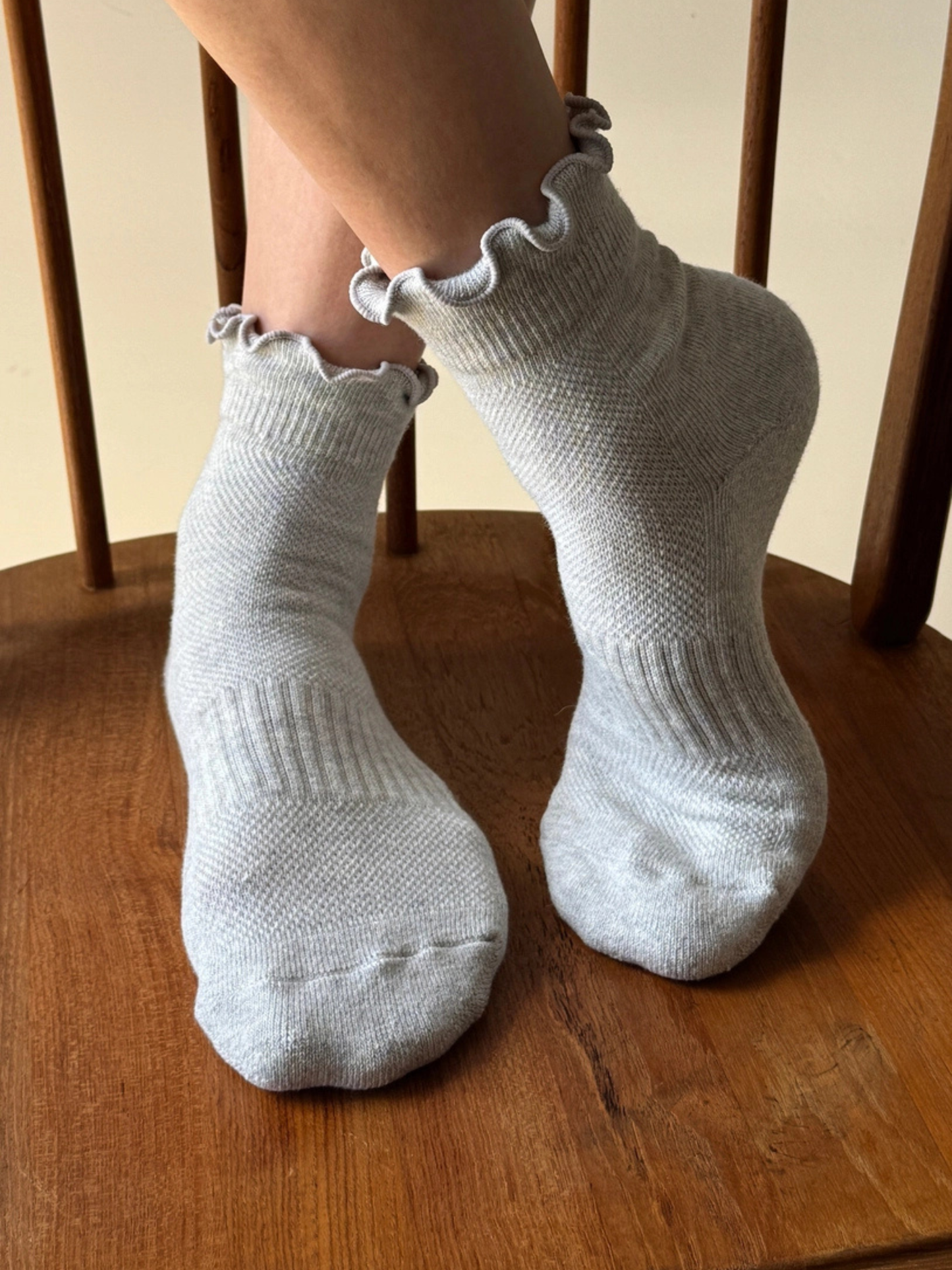 Ruffled Crew Socks Heather Grey