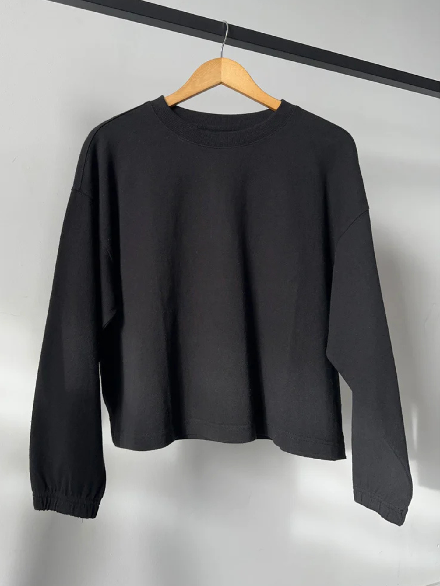 Naturelle Tee | Black