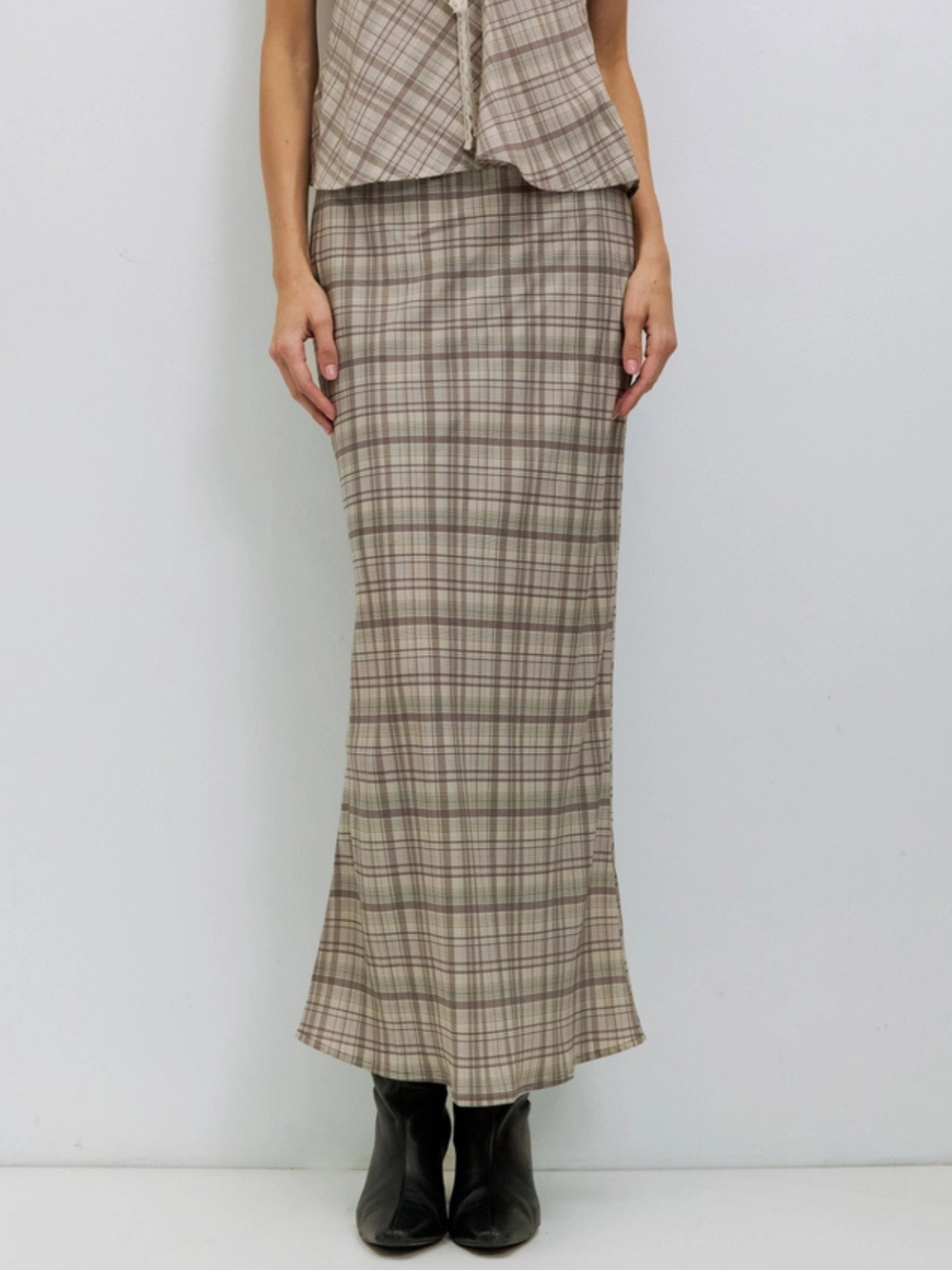 Paxton Skirt