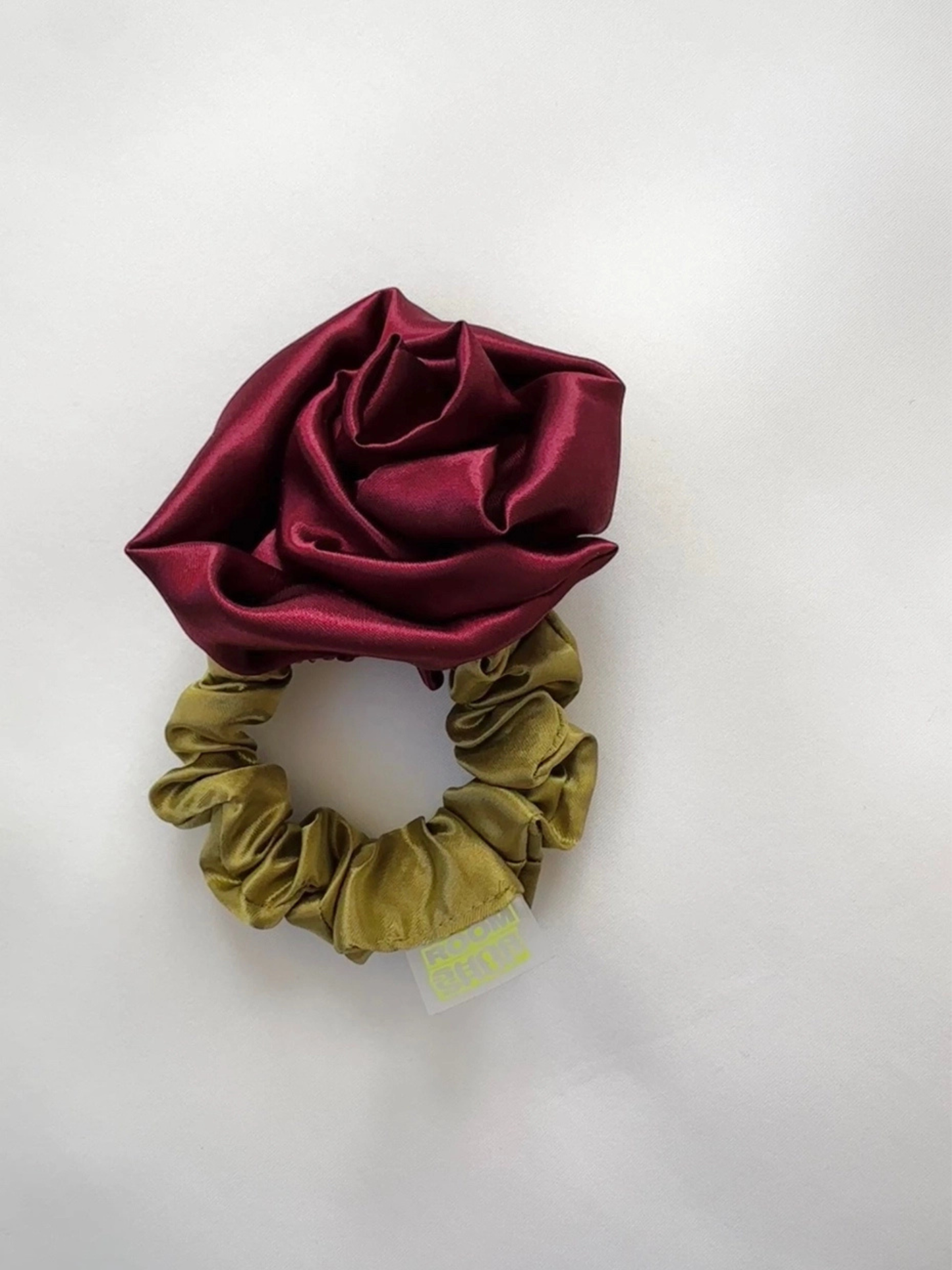 Rosette Scrunchie | Cranberry