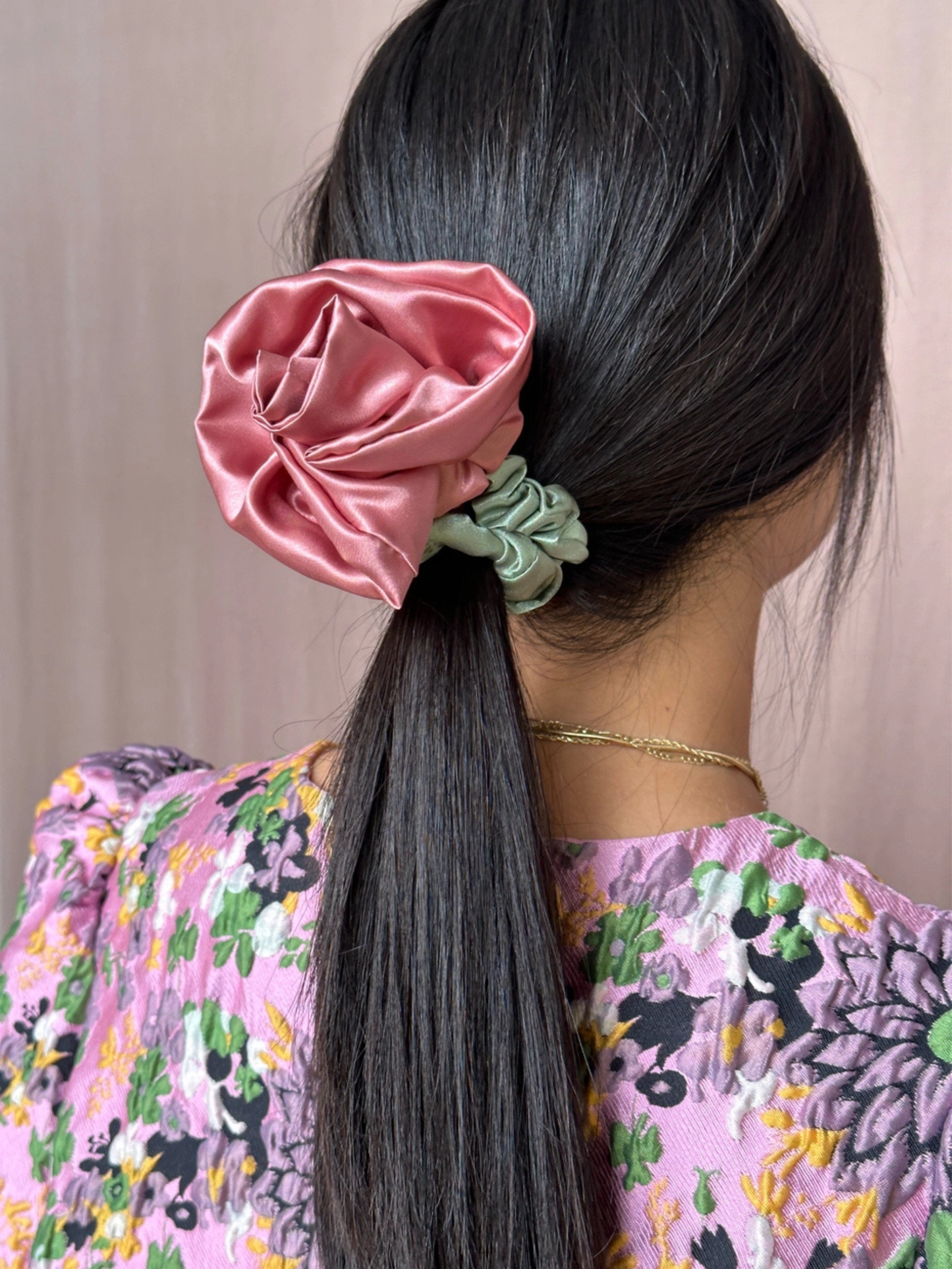Rosette Scrunchie | Tea Rose