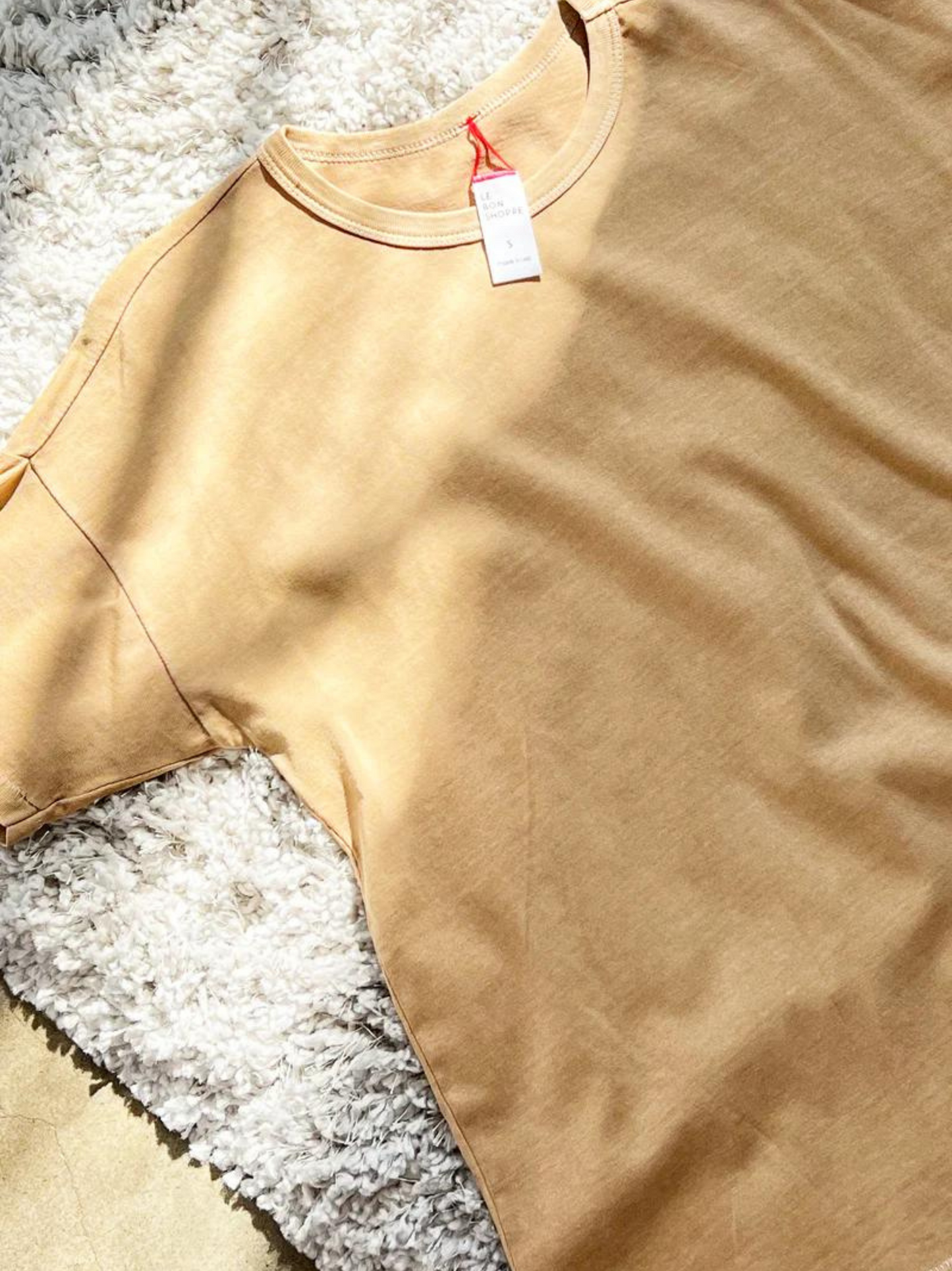Her Tee | Camel