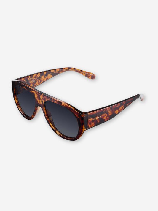 Lira Sunglasses | Tigris Carbon