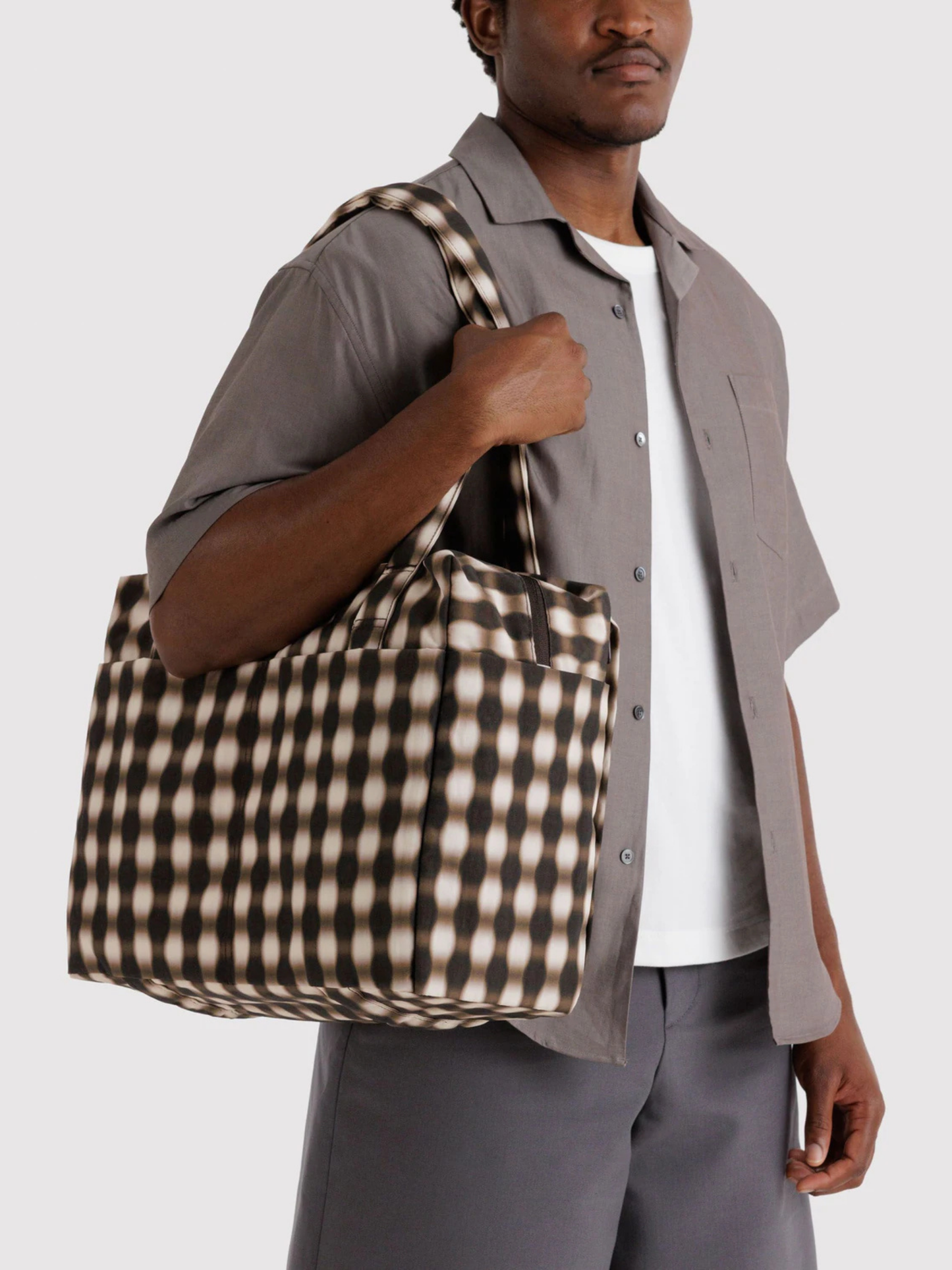 Small Cloud Carry-On | Blurred Gingham Brown