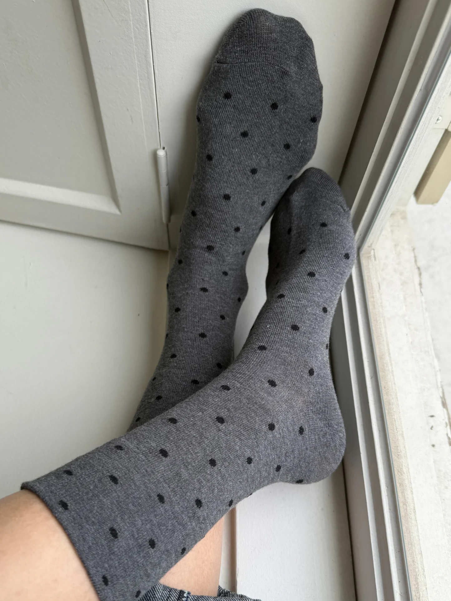 Sneaker Socks | Charcoal/Black Polka Dot