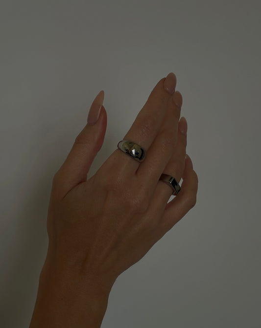 114 | silver dome ring